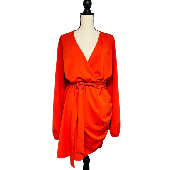 Boohoo Plus Dresses & Skirts - Boo Hoo wrap dress
